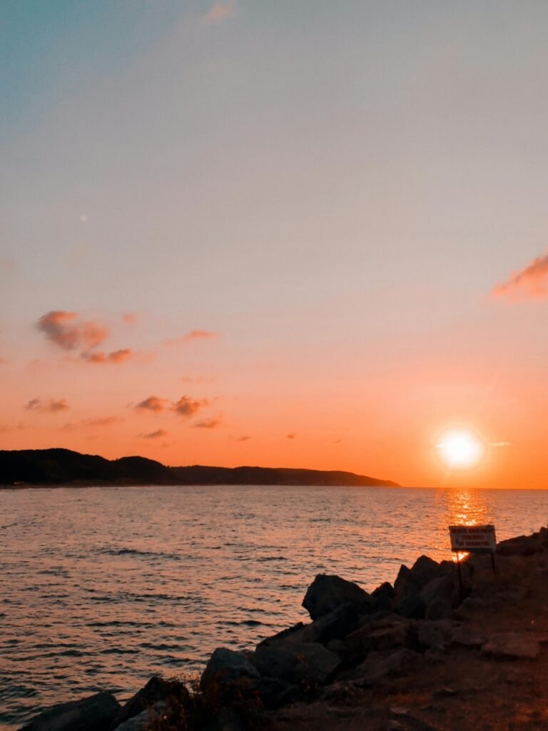 Capture of a breathtaking sunset over the Bosphorus in Istanbul with serene ocean views.